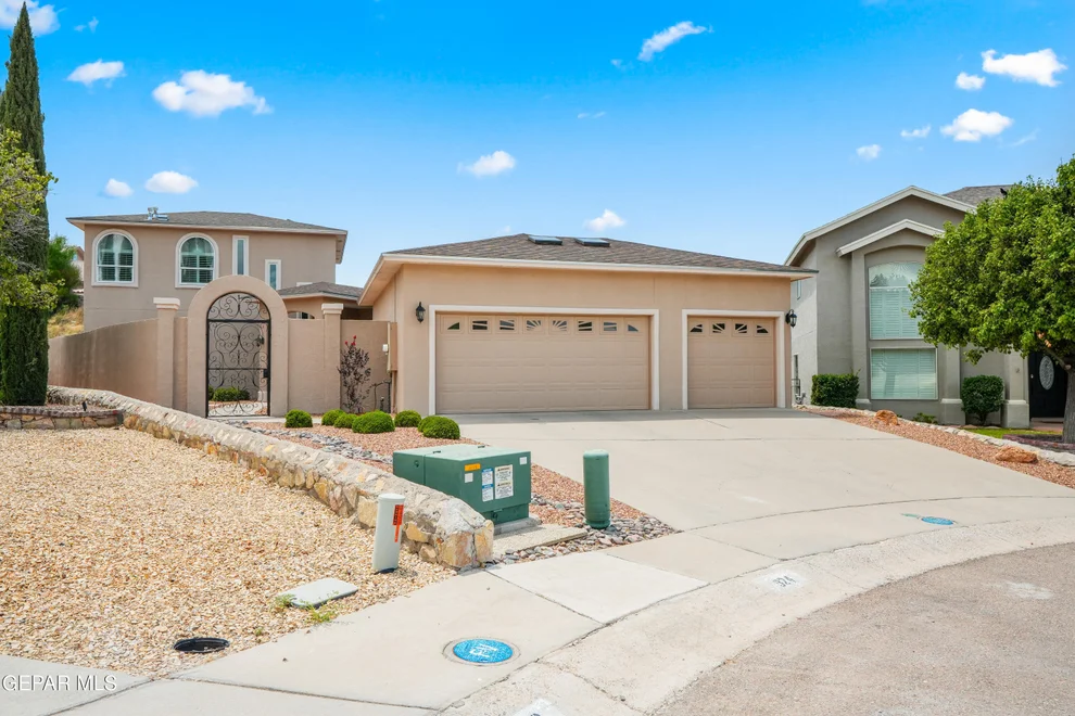 Unit for sale at 924 VIA DESCANSO Drive, El Paso, TX 79912