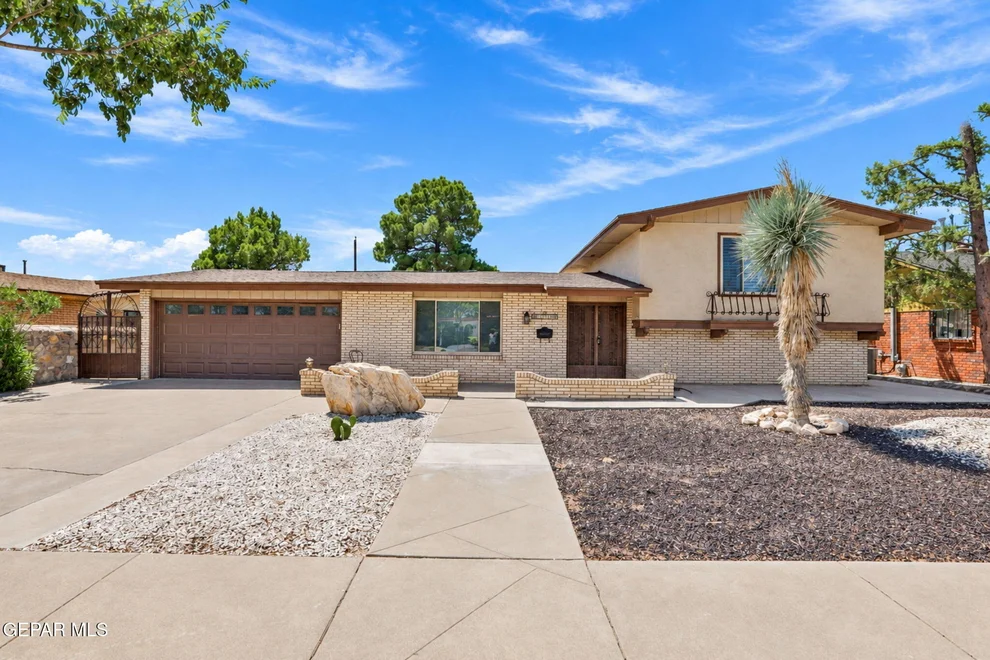 Unit for sale at 8808 SHAVER Drive, El Paso, TX 79925