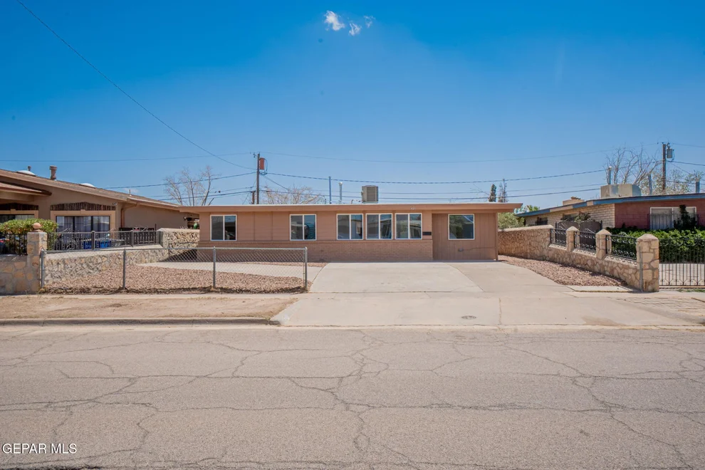 Unit for sale at 420 Kelvin Avenue, El Paso, TX 79915