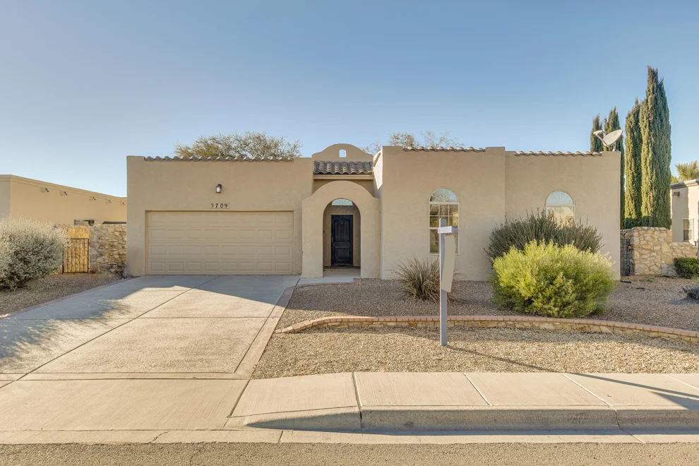 Unit for sale at 5709 Ireland Drive, Santa Teresa, NM 88008