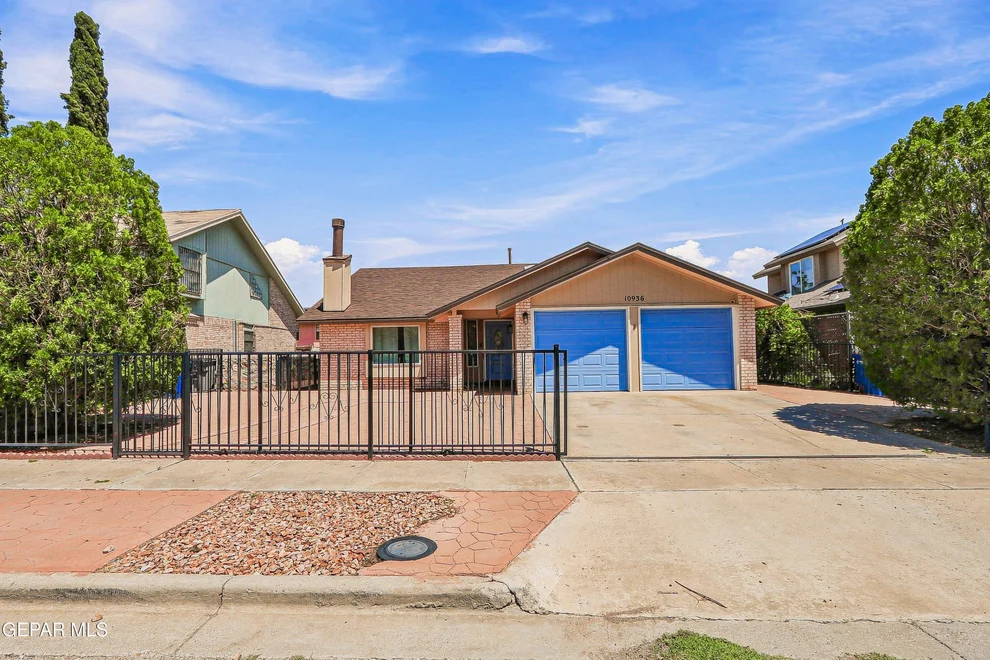 Unit for sale at 10936 ERNIE BANKS Drive, El Paso, TX 79934