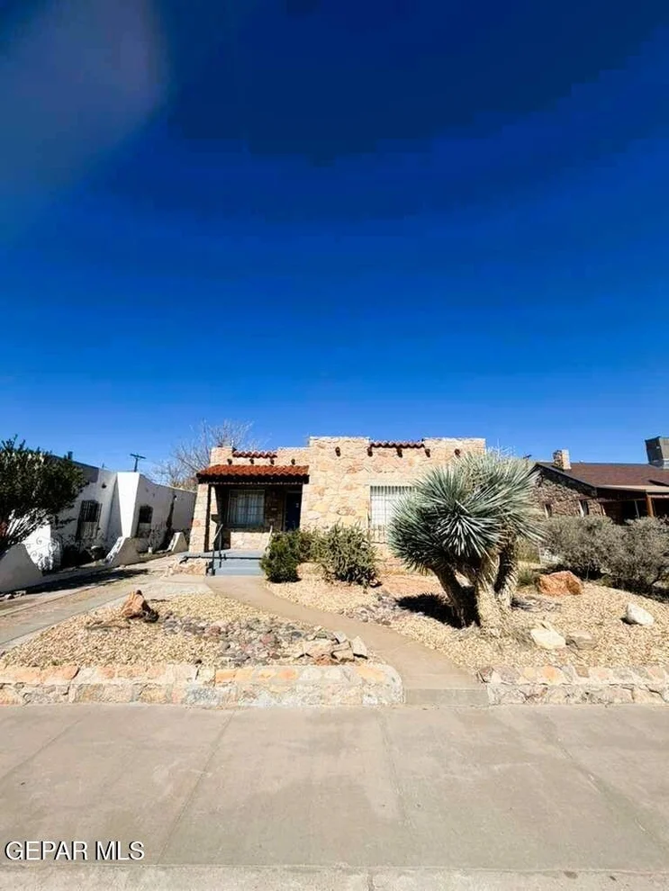 Unit for sale at 2227 GRANT Avenue, El Paso, TX 79930