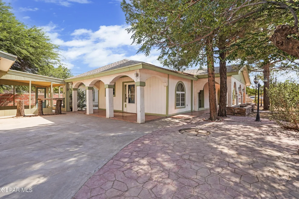 Unit for sale at 11533 La Poblana Drive, Socorro, TX 79927