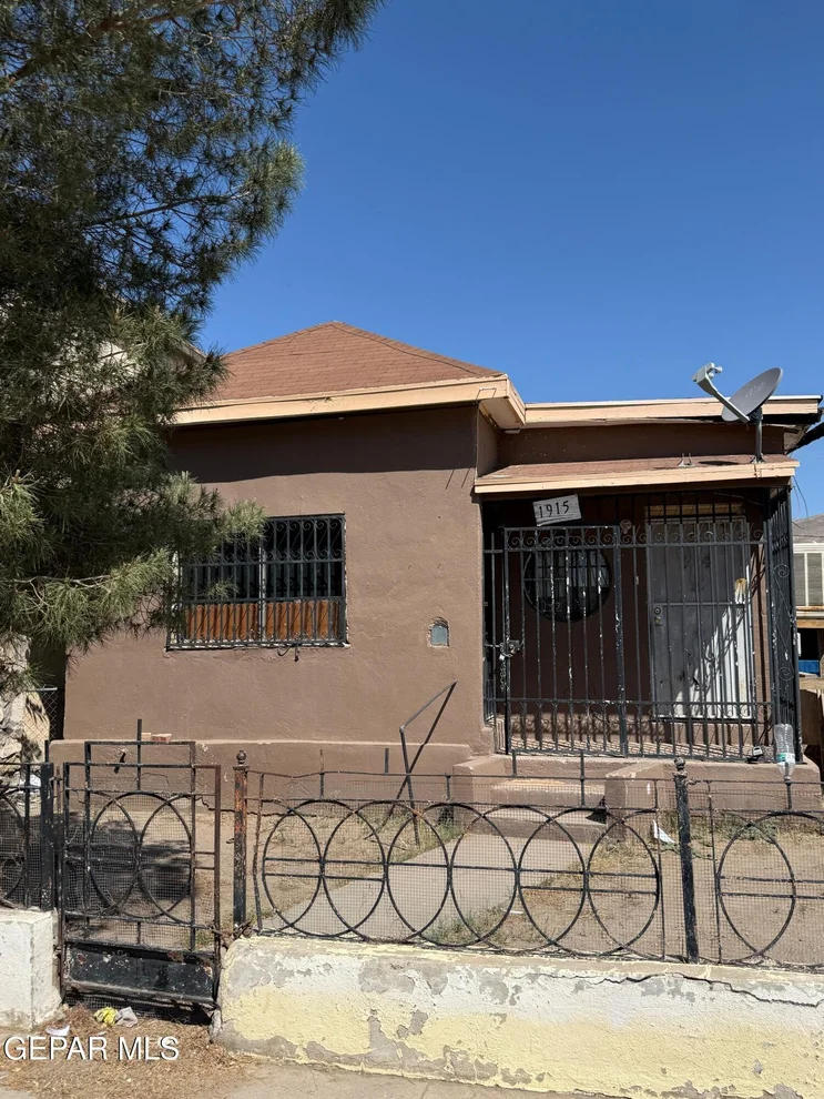 Photo of 1915 Olive Avenue, El Paso, TX 79901