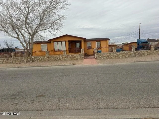 Unit for sale at 13201 flamborough Drive, Clint, TX 79836