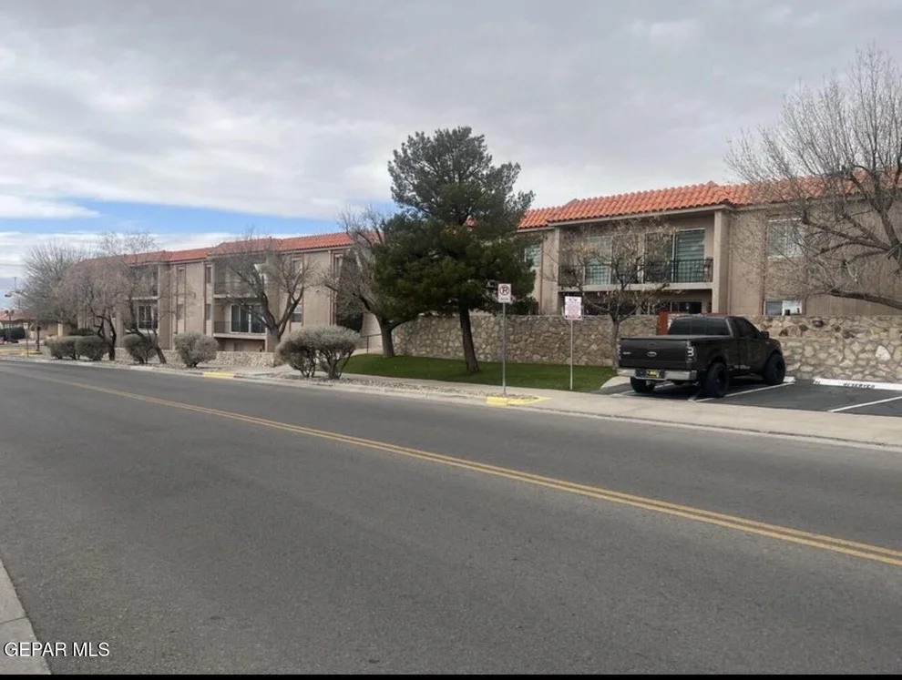 Unit for sale at 252 Shadow Mountain, El Paso, TX 79912