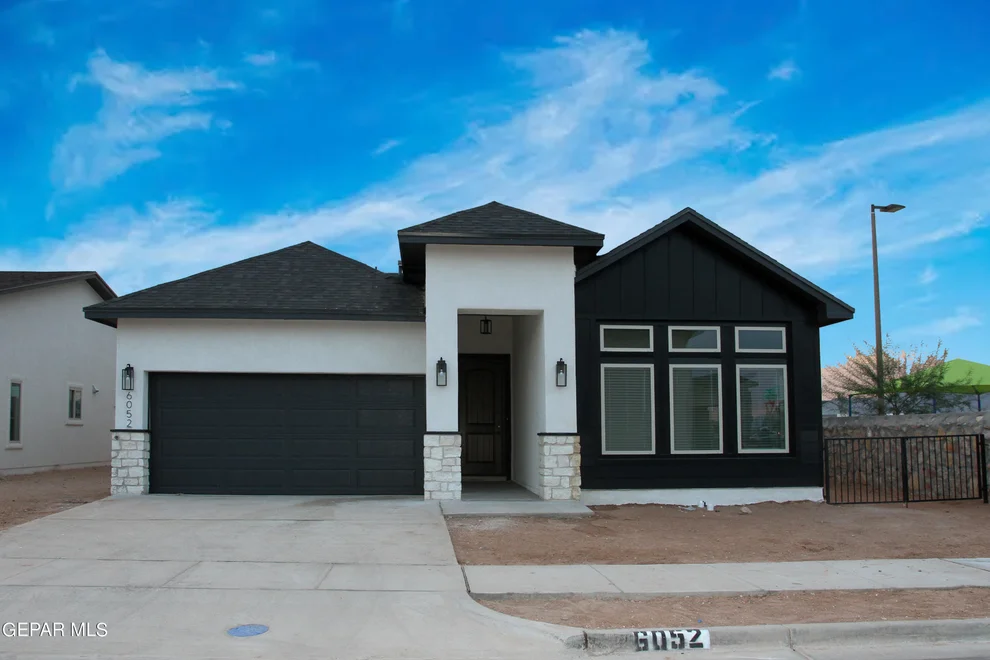 Unit for sale at 120 Bonnie Trail, Santa Teresa, NM 88008