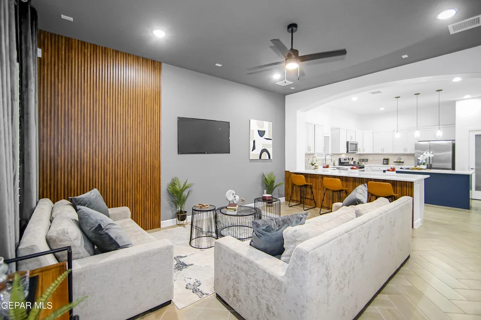 Unit for sale at 13885 Summer View Avenue, Horizon City, TX 79928