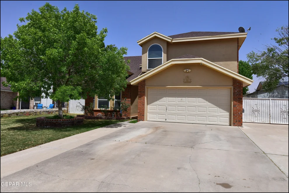 Unit for sale at 390 MEDILL Place, Horizon City, TX 79928