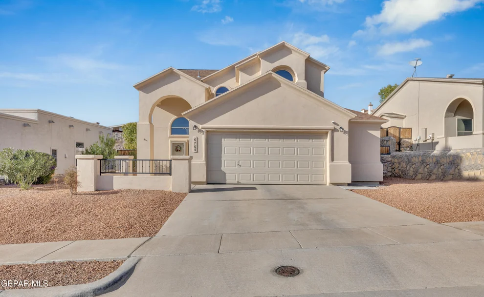 Unit for sale at 6705 Crucero del Sol Drive, El Paso, TX 79911