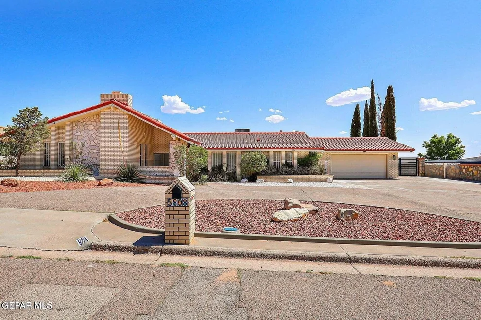Unit for sale at 5808 Kingsfield Avenue, El Paso, TX 79912