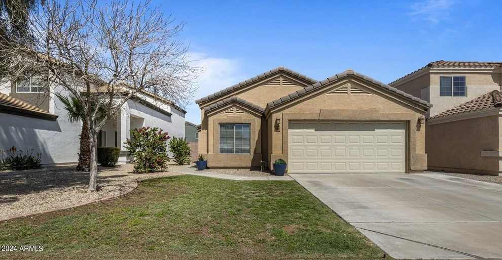 Unit for sale at 3742 W NAOMI Lane, San Tan Valley, AZ 85144