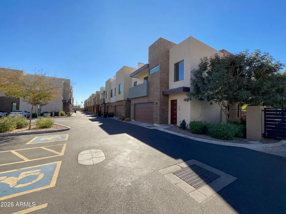 Unit for sale at 901 S SMITH Road, Tempe, AZ 85281