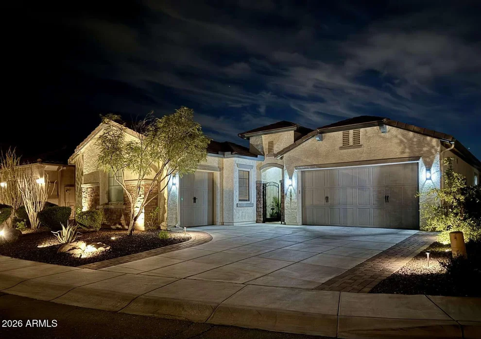 Unit for sale at 2031 W CHIMNEY ROCK Road, Phoenix, AZ 85085