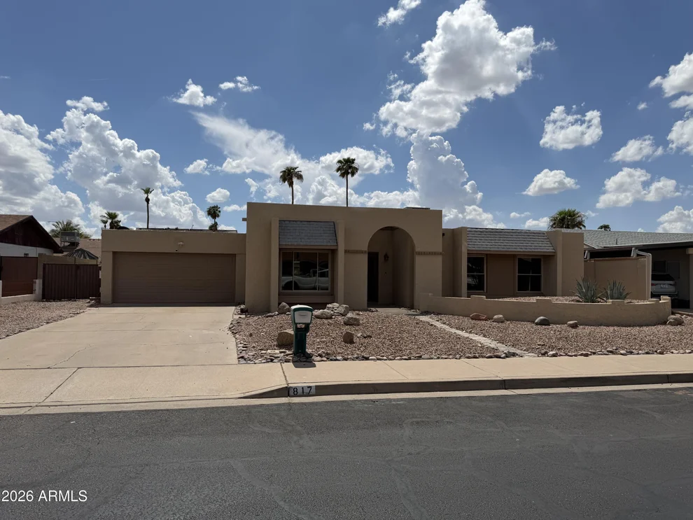 Unit for sale at 817 W ISABELLA Avenue, Mesa, AZ 85210