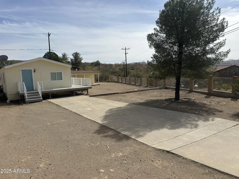 Unit for sale at 76 W SUNSET Drive, Superior, AZ 85173
