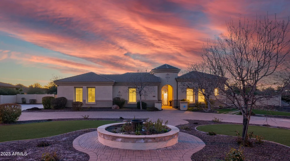 Unit for sale at 6544 S OAKWOOD Way, Gilbert, AZ 85298