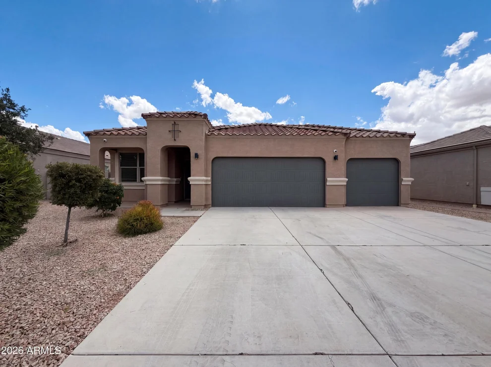 Unit for sale at 11639 E CLIFFROSE Lane, Florence, AZ 85132