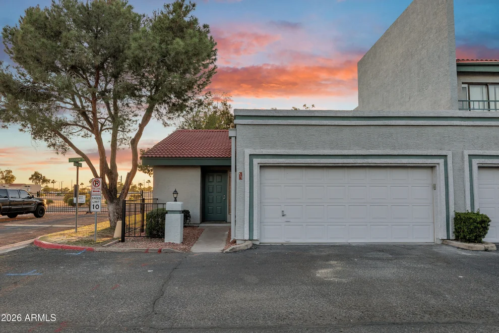 Unit for sale at 8702 N SHADOW Lane, Peoria, AZ 85345
