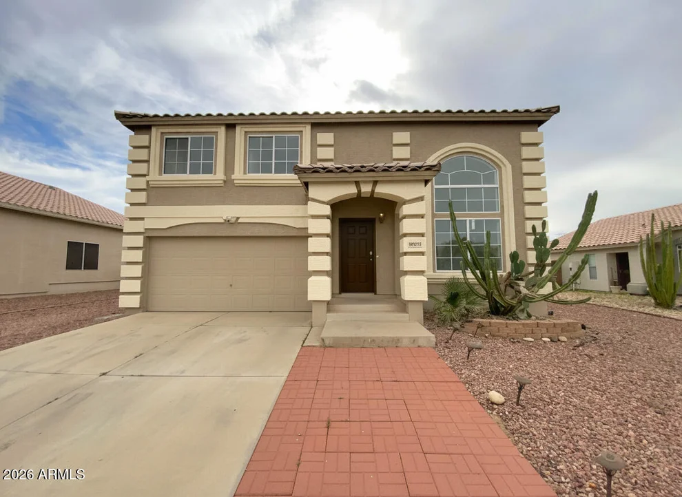 Unit for sale at 10933 W VISTA Avenue, Glendale, AZ 85307