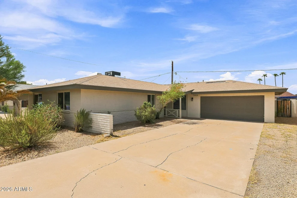 Unit for sale at 13828 N 33RD Avenue, Phoenix, AZ 85053