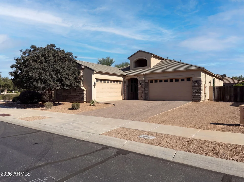Unit for sale at 19745 E RAVEN Drive, Queen Creek, AZ 85142