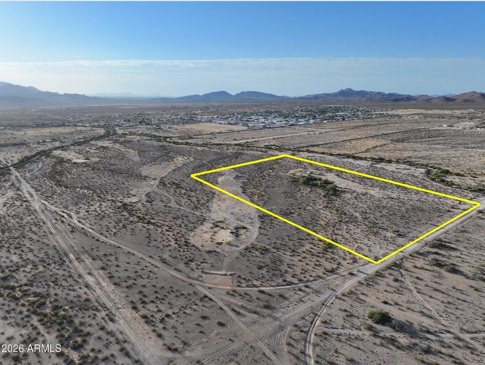Unit for sale at 66250 66th Street, Salome, AZ 85348