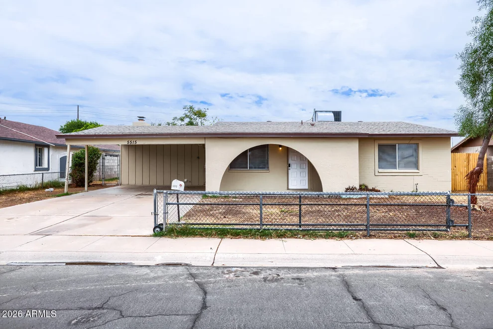 Unit for sale at 5515 N 72ND Avenue, Glendale, AZ 85303