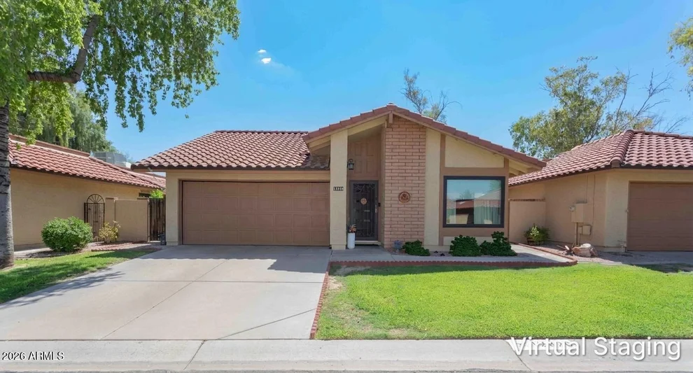Unit for sale at 12326 S SHOSHONI Drive, Phoenix, AZ 85044