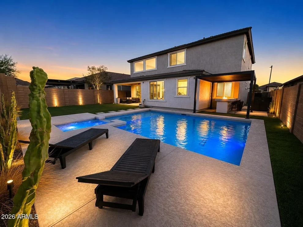 Unit for sale at 7228 W QUAIL TRACK Drive, Peoria, AZ 85383
