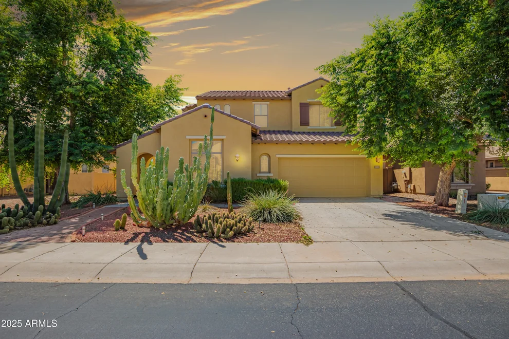 Unit for sale at 3325 E GRAND CANYON Drive, Chandler, AZ 85249