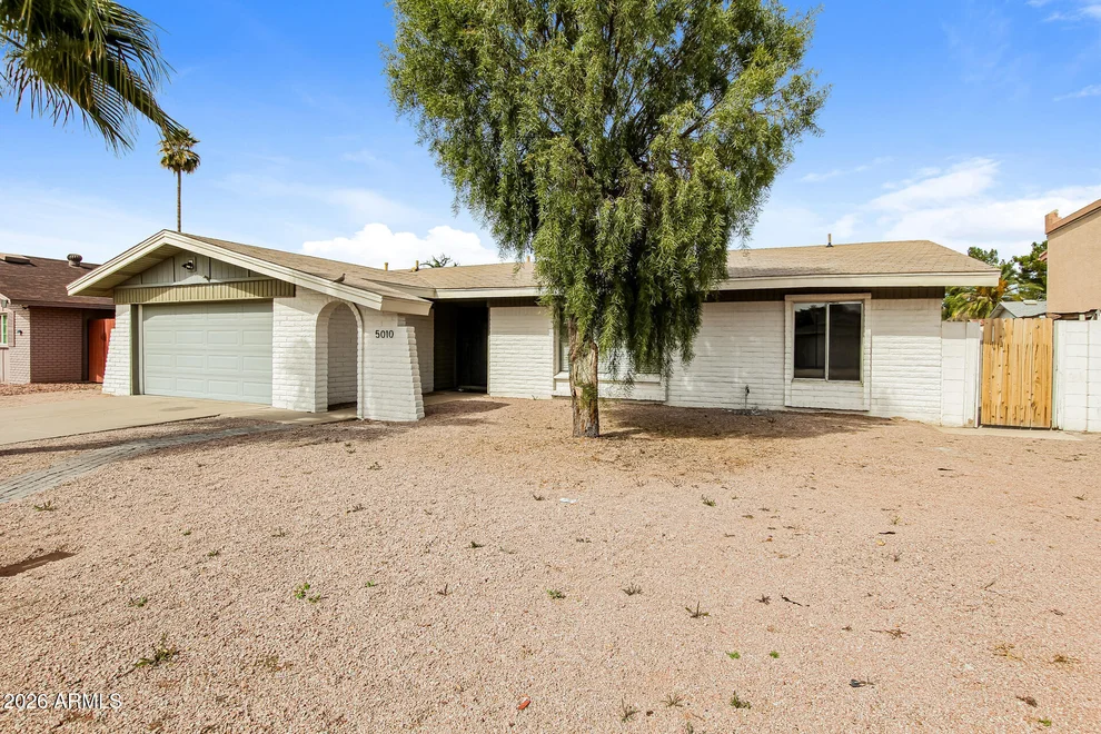 Unit for sale at 5010 W KALER Drive, Glendale, AZ 85301
