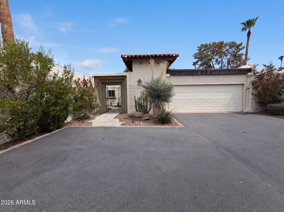 Unit for sale at 5341 N QUESTA TIERRA Drive, Phoenix, AZ 85012