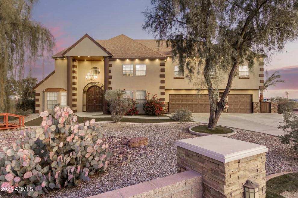 Unit for sale at 23523 N 79TH Avenue, Peoria, AZ 85383