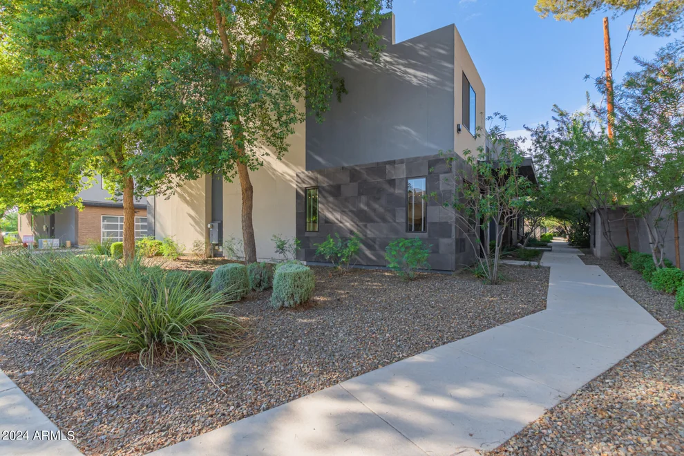 Unit for sale at 2825 N 42ND Street, Phoenix, AZ 85008
