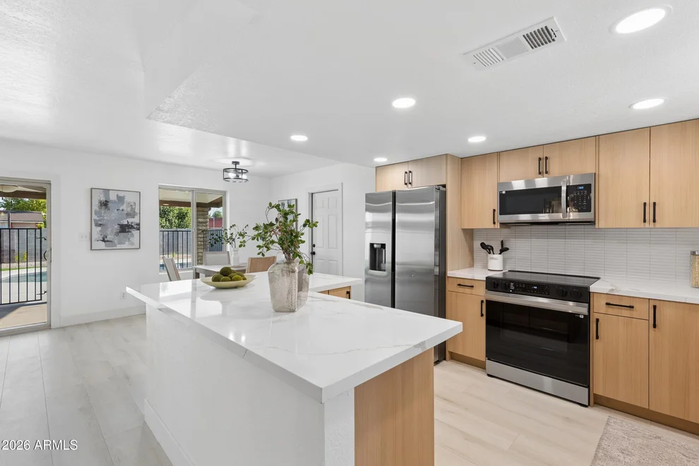 Unit for sale at 1727 E DIAMOND Avenue, Mesa, AZ 85204