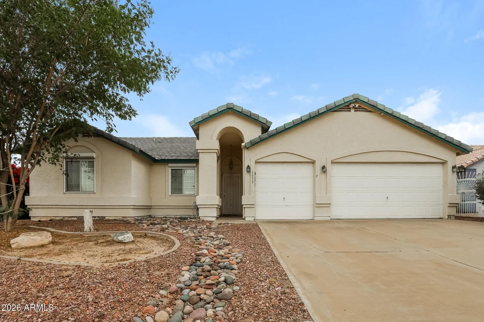 Unit for sale at 1653 E VINEYARD Road, Phoenix, AZ 85042
