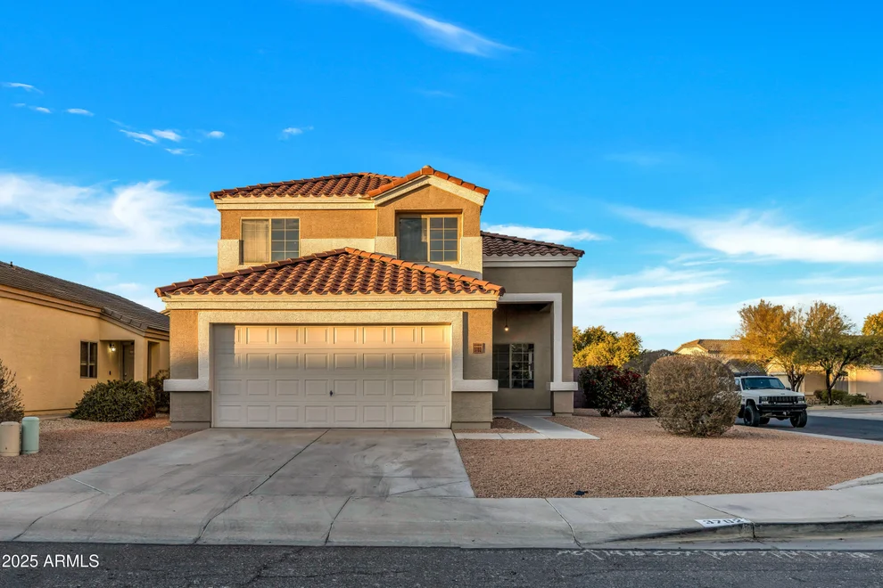 Unit for sale at 3702 W NAOMI Lane, San Tan Valley, AZ 85144