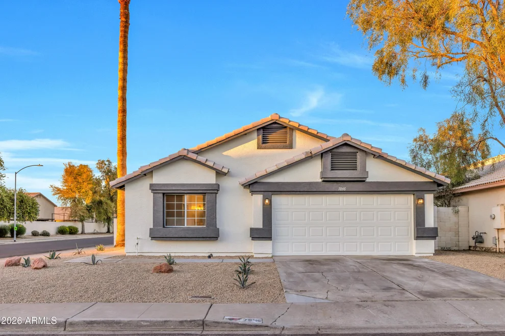 Unit for sale at 7846 W SOLANO Drive, Glendale, AZ 85303