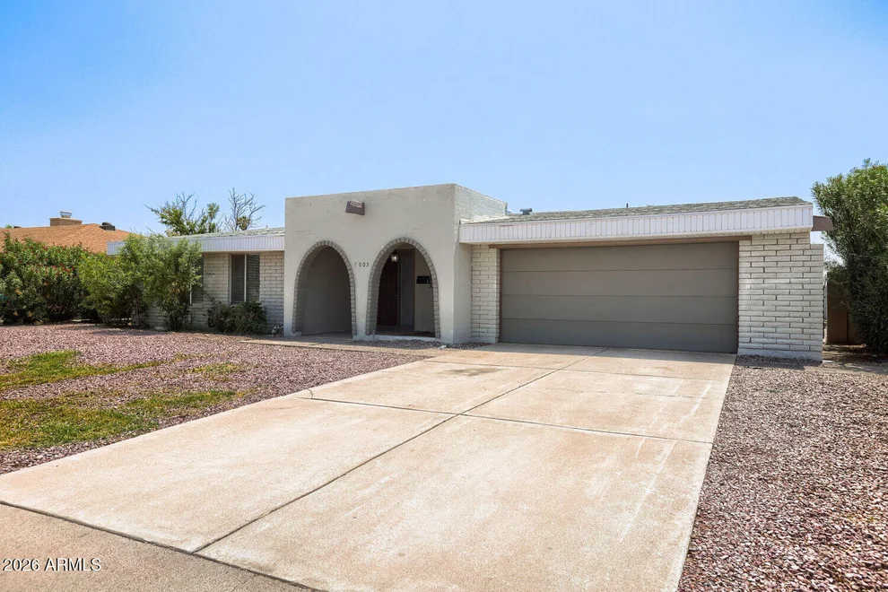 Unit for sale at 4005 W CAROL Avenue, Phoenix, AZ 85051
