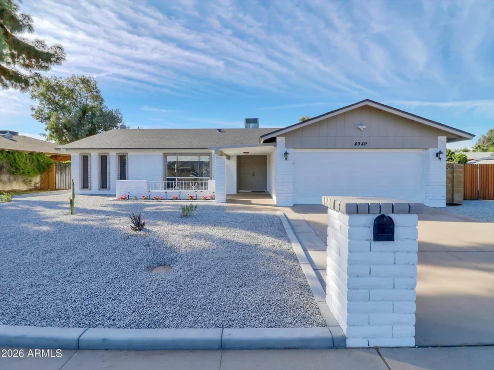 Unit for sale at 4949 W ROYAL PALM Road, Glendale, AZ 85302