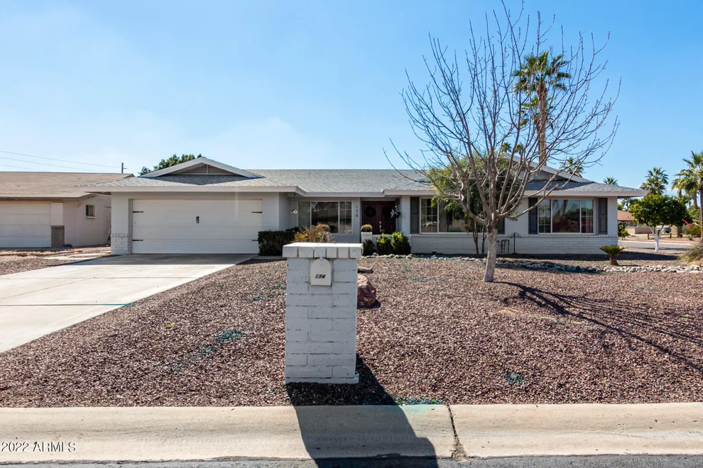 Unit for sale at 174 S SAGEBRUSH Circle, Litchfield Park, AZ 85340