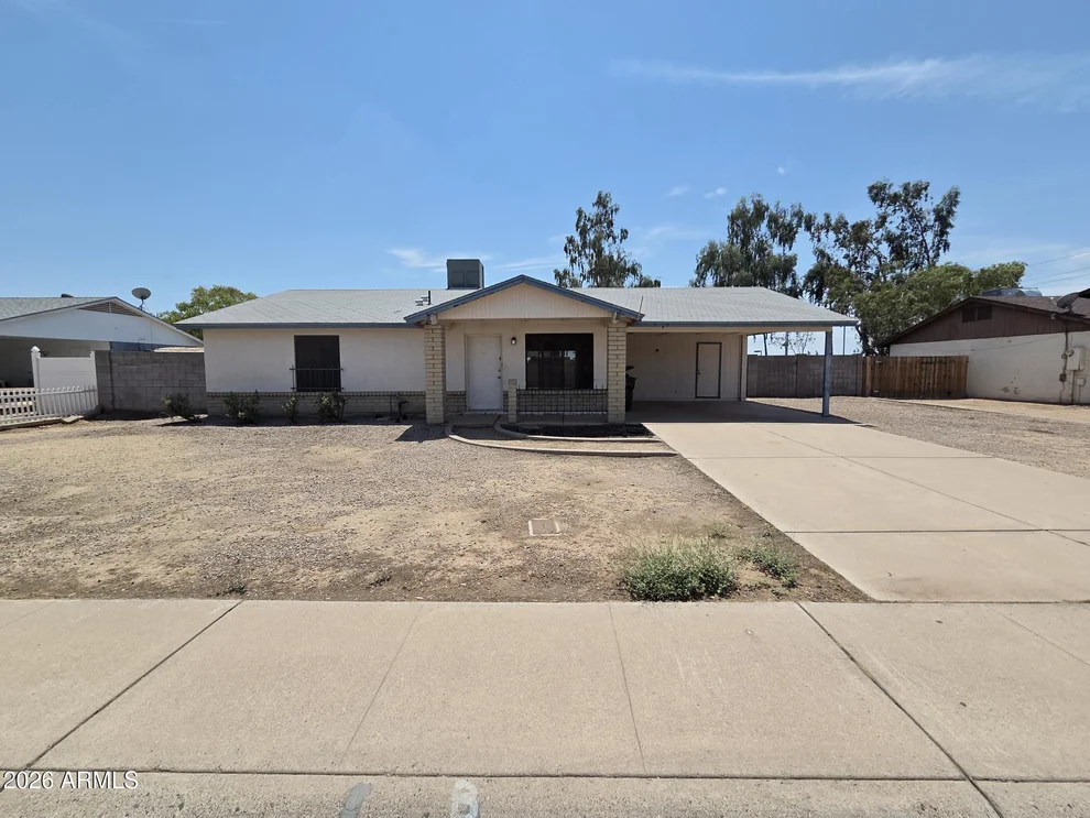 Unit for sale at 5049 W COLUMBINE Drive, Glendale, AZ 85304