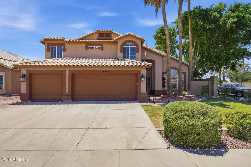 Unit for sale at 1231 W ISLANDIA Drive, Gilbert, AZ 85233