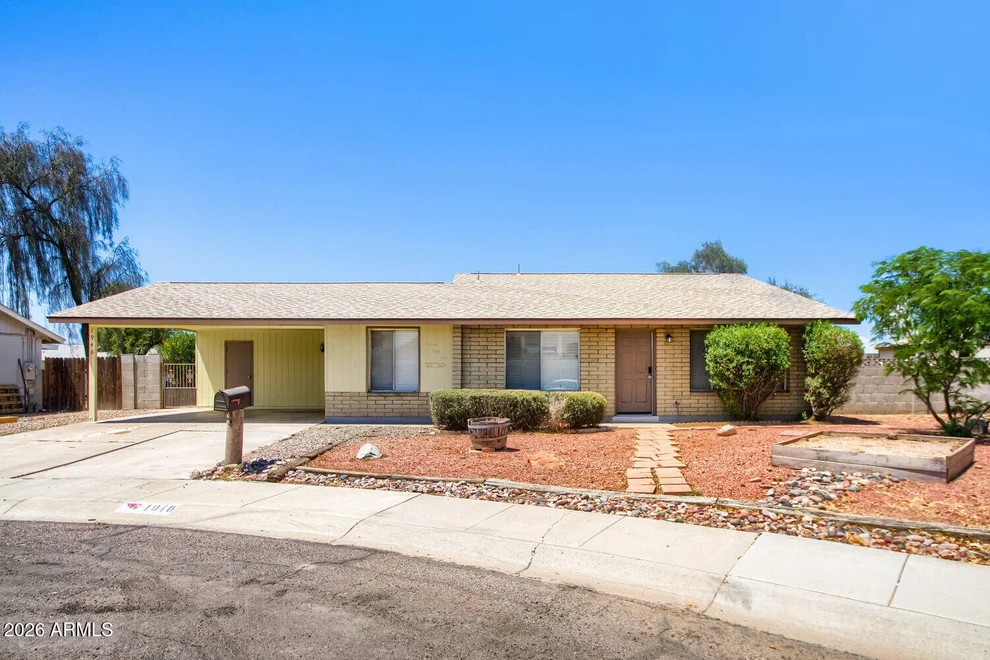 Unit for sale at 1946 W KERRY Lane, Phoenix, AZ 85027