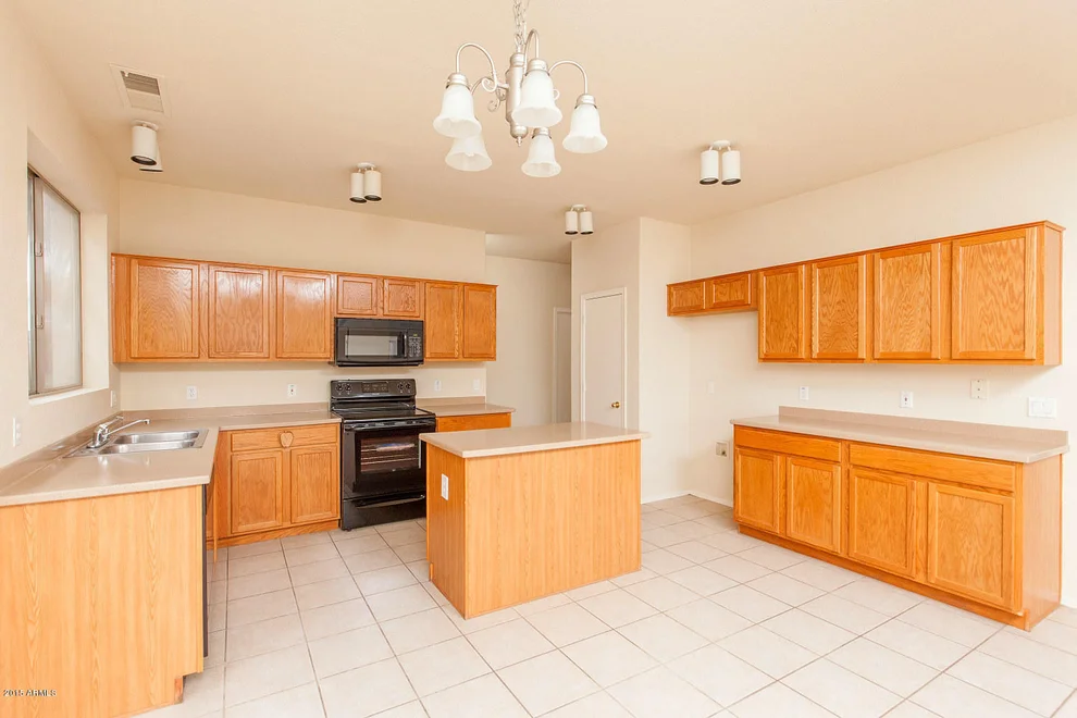 Unit for sale at 3853 W FALLEN LEAF Lane, Glendale, AZ 85310