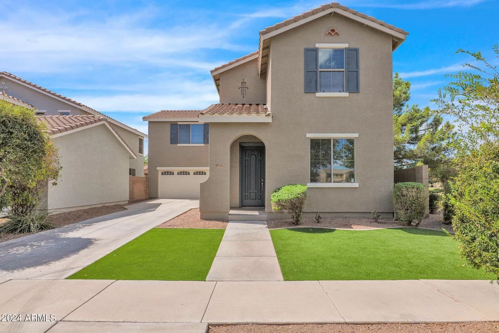 Unit for sale at 2028 S MARTINGALE Road, Gilbert, AZ 85295