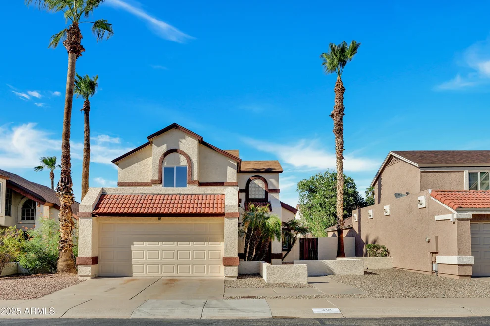 Unit for sale at 410 E KERRY Lane, Phoenix, AZ 85024
