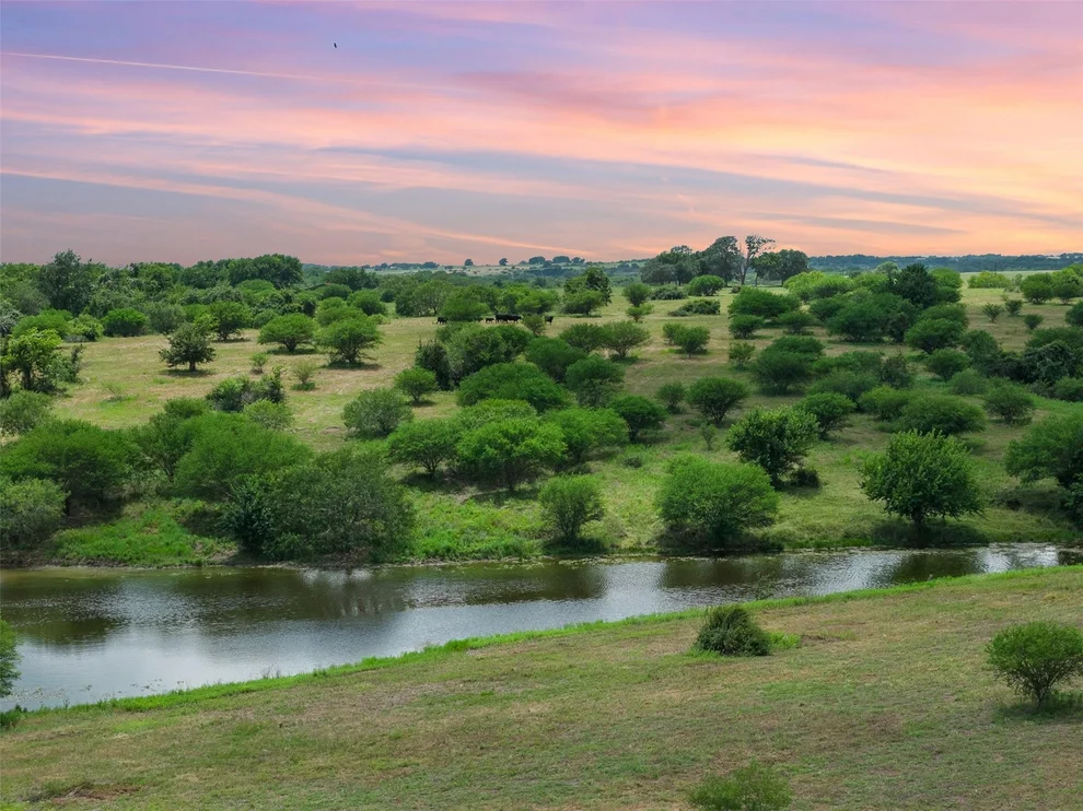 Unit for sale at 13041 Seydler Road, Weimar, TX 78962