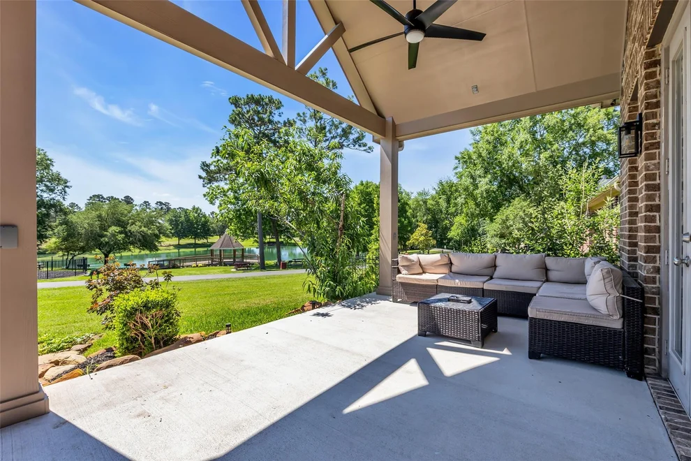 Unit for sale at 293 Camden Hills Drive, Montgomery, TX 77356